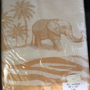 NWT jungle print cotton tablecloth